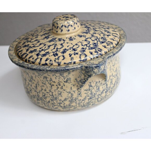 1980's Vintage Robinson Ransbottom Pottery Country Style Casserole Dish with Lid - Picture 2 of 9